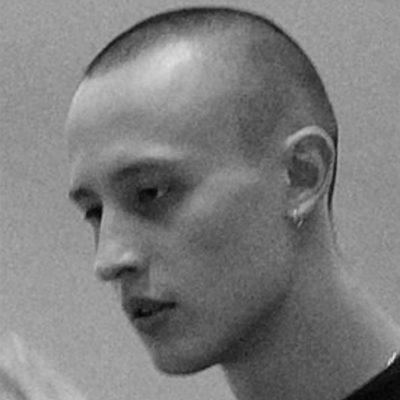 Headshot of Oscar Jinghu Li