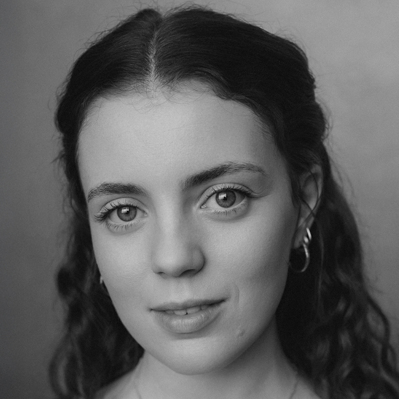 Headshot of Jess Kambitsis.